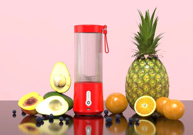 Small Juicing Cup Mini Fruit Juicer Electric Blender